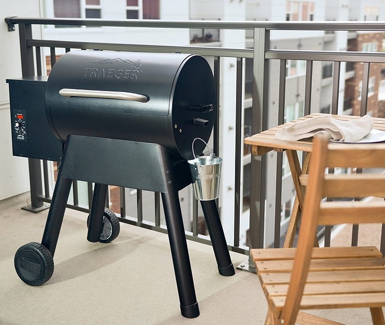 Traeger Bronson 20 Pellet Grill