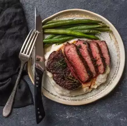 Black Grade Wagyu Sirloin | Snake River Farms